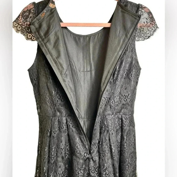 Dex Black Lace Dress, cap sleeves, lined, Small. Pretty, Whimsical, Goth, Prom - Picture 11 of 12